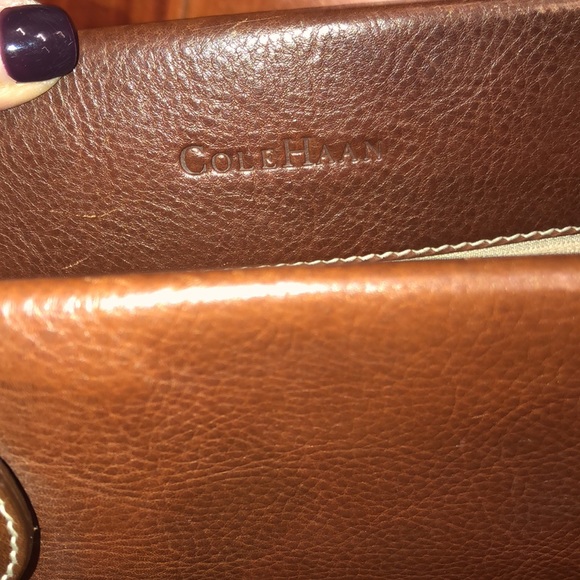 Cole Haan women’s handbag - Picture 4 of 4
